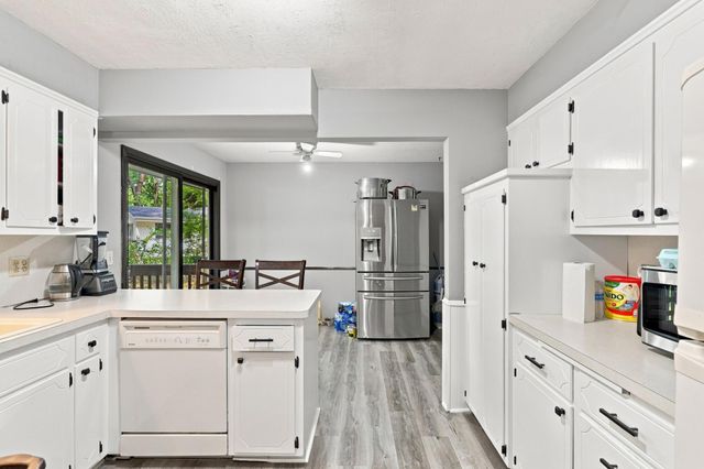 10048 Upton Road, Bloomington, MN 55431