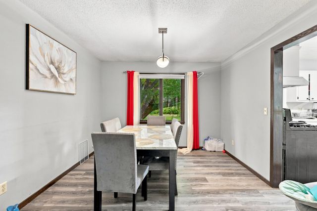 10048 Upton Road, Bloomington, MN 55431