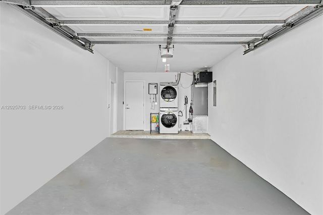 5005 Johnson St, Hollywood, FL 33021