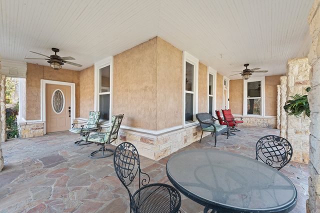 511 W Wilson Street, Cleburne, TX 76033