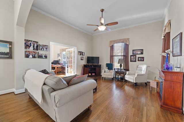 511 W Wilson Street, Cleburne, TX 76033