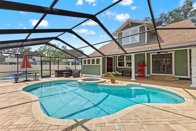 120 W COMANCHE AVENUE, Tampa, FL 33604