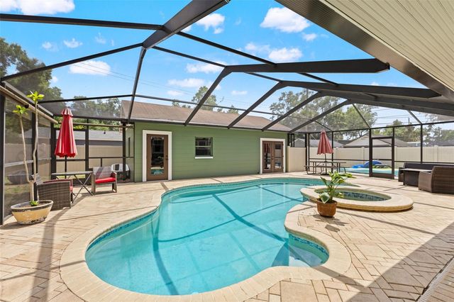 120 W COMANCHE AVENUE, Tampa, FL 33604