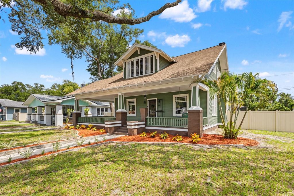 120 W COMANCHE AVENUE, Tampa, FL 33604