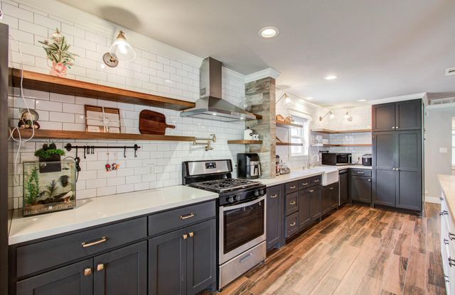 18006 Bambridge Drive, Houston, TX 77090