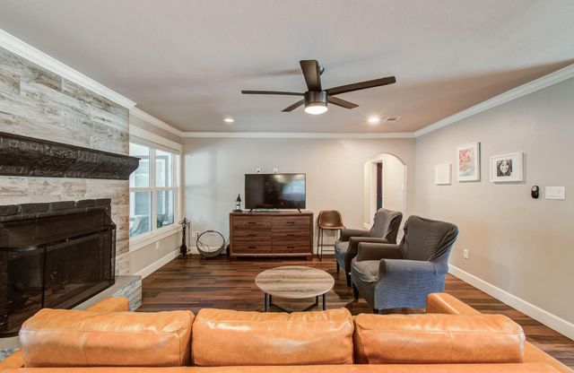 18006 Bambridge Drive, Houston, TX 77090