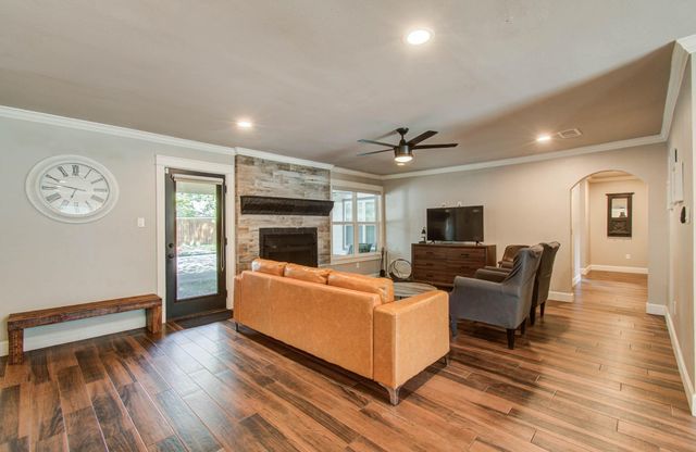 18006 Bambridge Drive, Houston, TX 77090