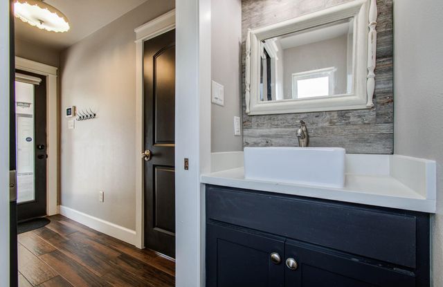 18006 Bambridge Drive, Houston, TX 77090