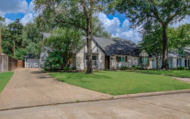 18006 Bambridge Drive, Houston, TX 77090