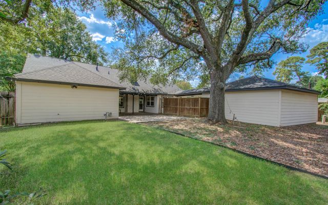 18006 Bambridge Drive, Houston, TX 77090