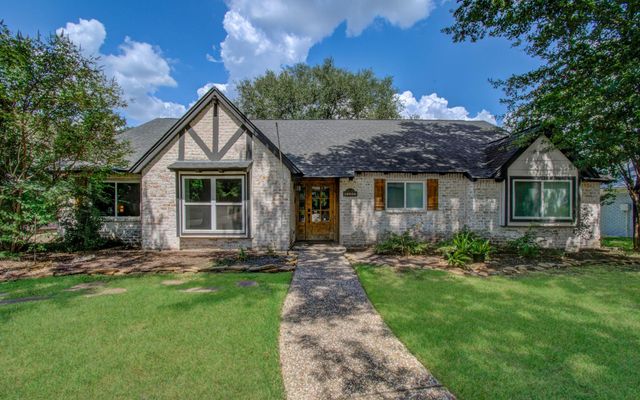 18006 Bambridge Drive, Houston, TX 77090
