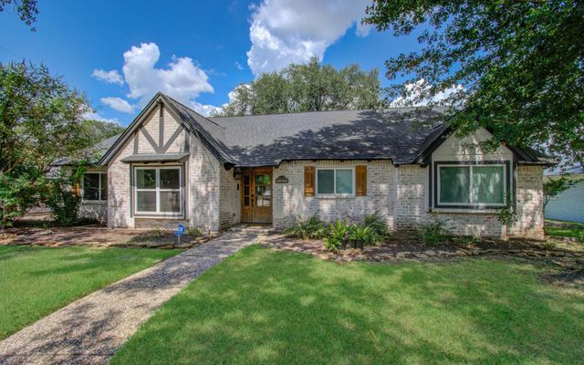 18006 Bambridge Drive, Houston, TX 77090