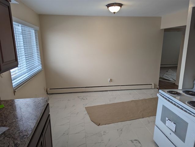 25337 S Montmartre Court Unit: 2, Oak Park, MI 48237