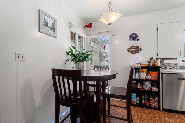 4819 Hampshire Avenue N, Crystal, MN 55428