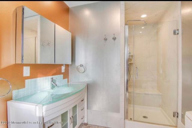 102 Lake Drive, Allenhurst, NJ 07711