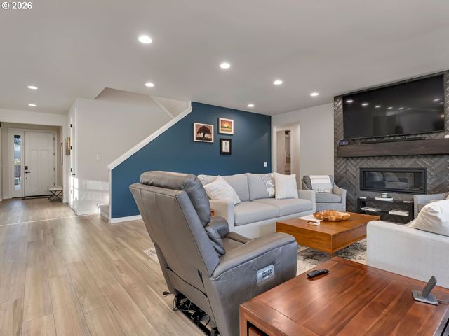 17012 Ne 27TH Ct, Ridgefield, WA 98642