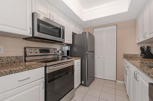 90 Alton Road 607, Miami Beach, FL 33139