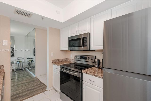 90 Alton Road 607, Miami Beach, FL 33139