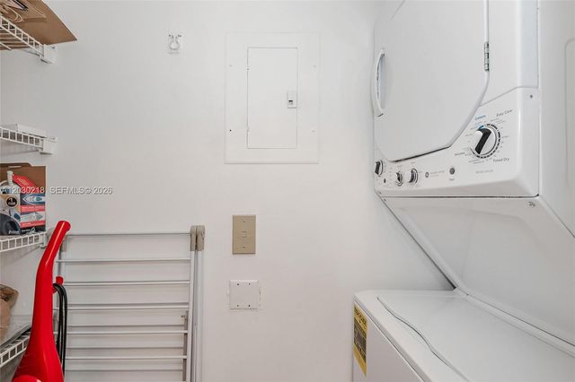 90 Alton Road 607, Miami Beach, FL 33139