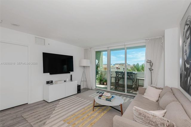 90 Alton Road 607, Miami Beach, FL 33139