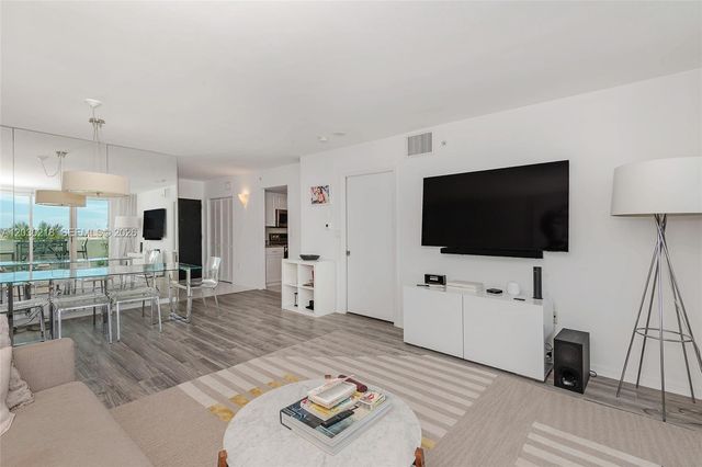 90 Alton Road 607, Miami Beach, FL 33139