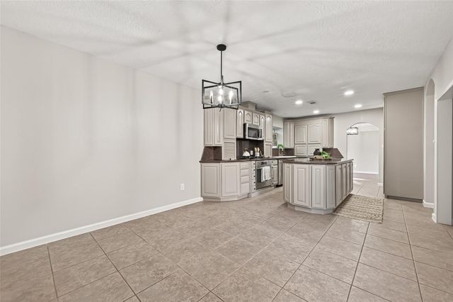 1903 Wingleaf Drive, Houston, TX 77084