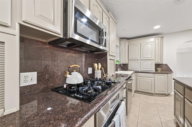 1903 Wingleaf Drive, Houston, TX 77084