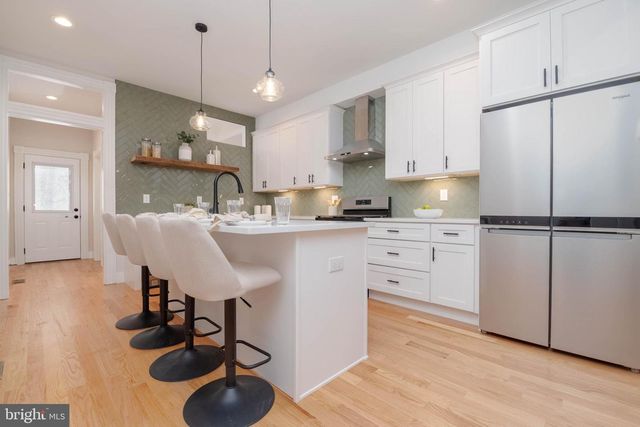 704 S CONKLING ST, Baltimore, MD 21224