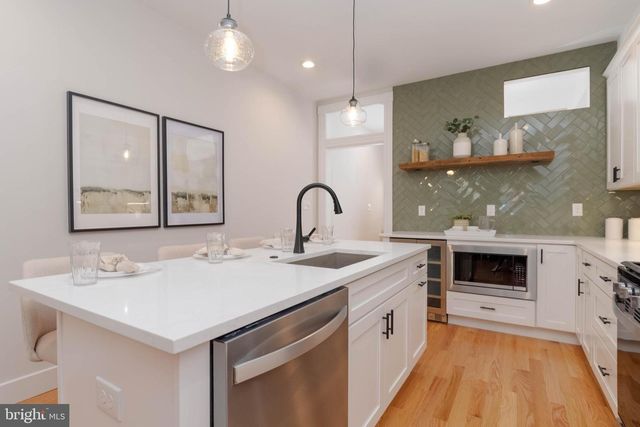 704 S CONKLING ST, Baltimore, MD 21224