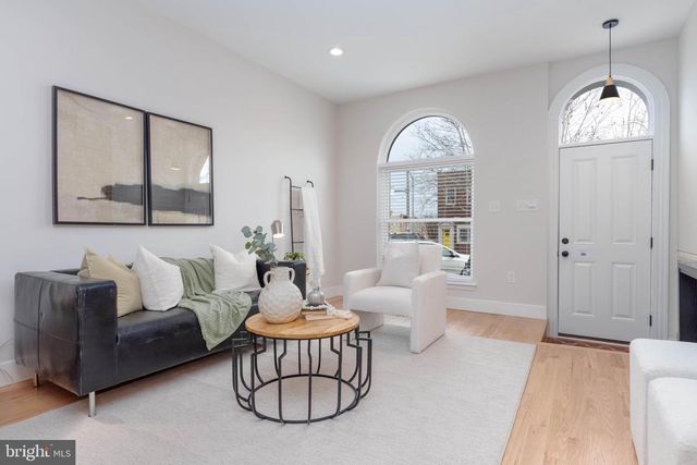 704 S CONKLING ST, Baltimore, MD 21224