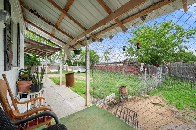3005 Ronay Drive, Forest Hill, TX 76140
