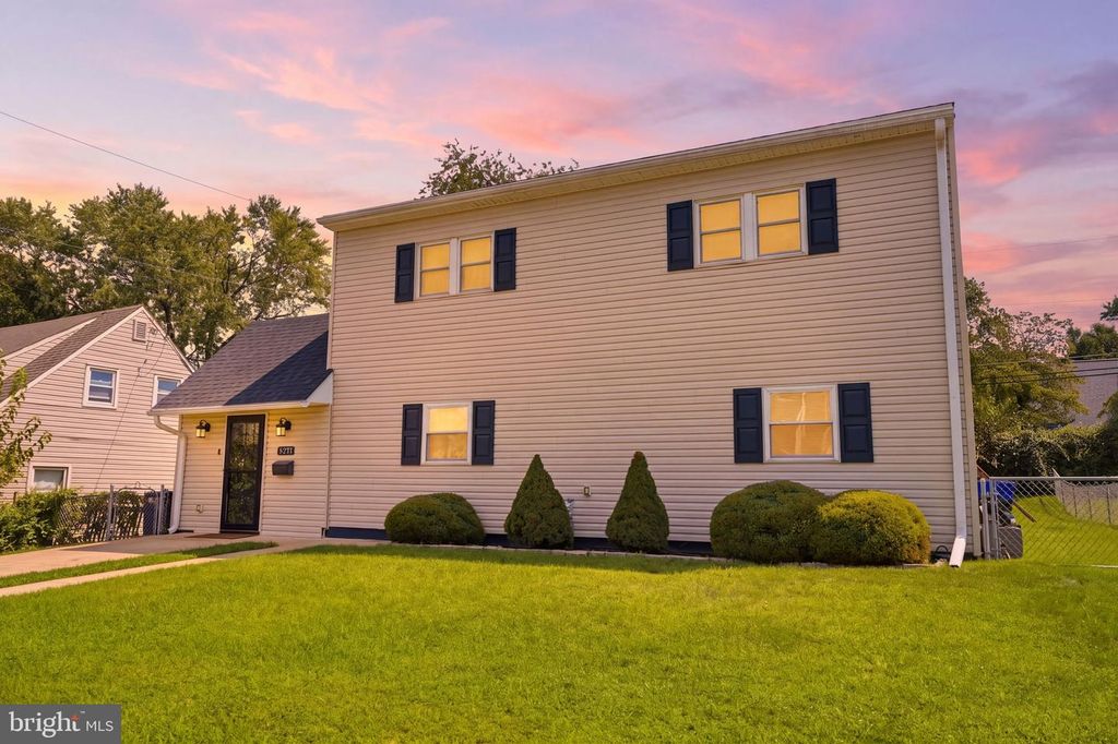 9337 ANDOVER RD, PHILADELPHIA, PA 19114 — exterior