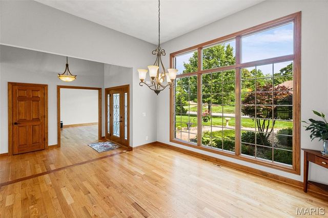 8402 Braeswood Estates Drive, O'fallon, IL 62269