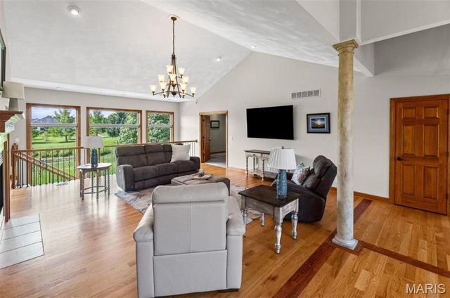 8402 Braeswood Estates Drive, O'fallon, IL 62269