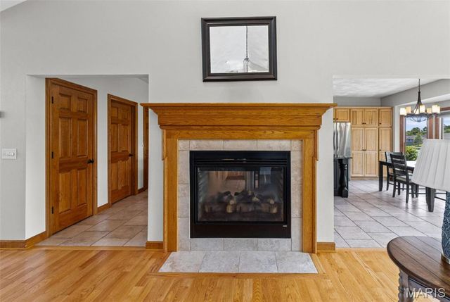 8402 Braeswood Estates Drive, O'fallon, IL 62269