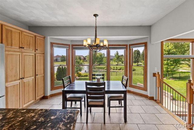 8402 Braeswood Estates Drive, O'fallon, IL 62269