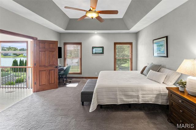 8402 Braeswood Estates Drive, O'fallon, IL 62269