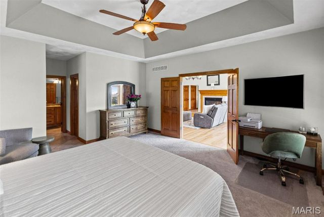 8402 Braeswood Estates Drive, O'fallon, IL 62269