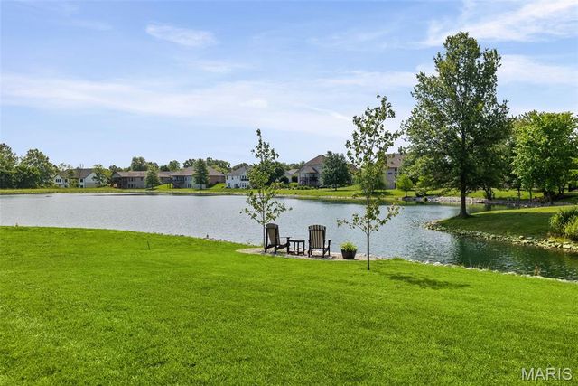 8402 Braeswood Estates Drive, O'fallon, IL 62269