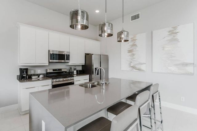 7760 SANDY RIDGE DRIVE 226, Reunion, FL 34747