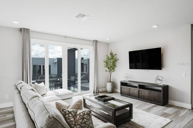 7760 SANDY RIDGE DRIVE 226, Reunion, FL 34747