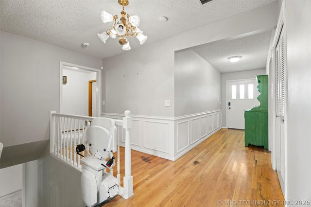 633 Kenwood Drive, Bartlesville, OK 74006