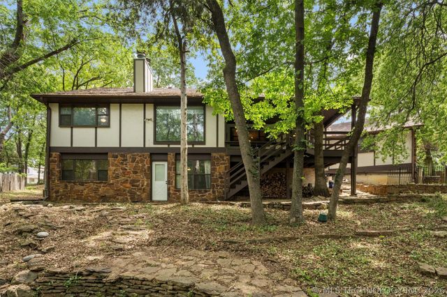 633 Kenwood Drive, Bartlesville, OK 74006