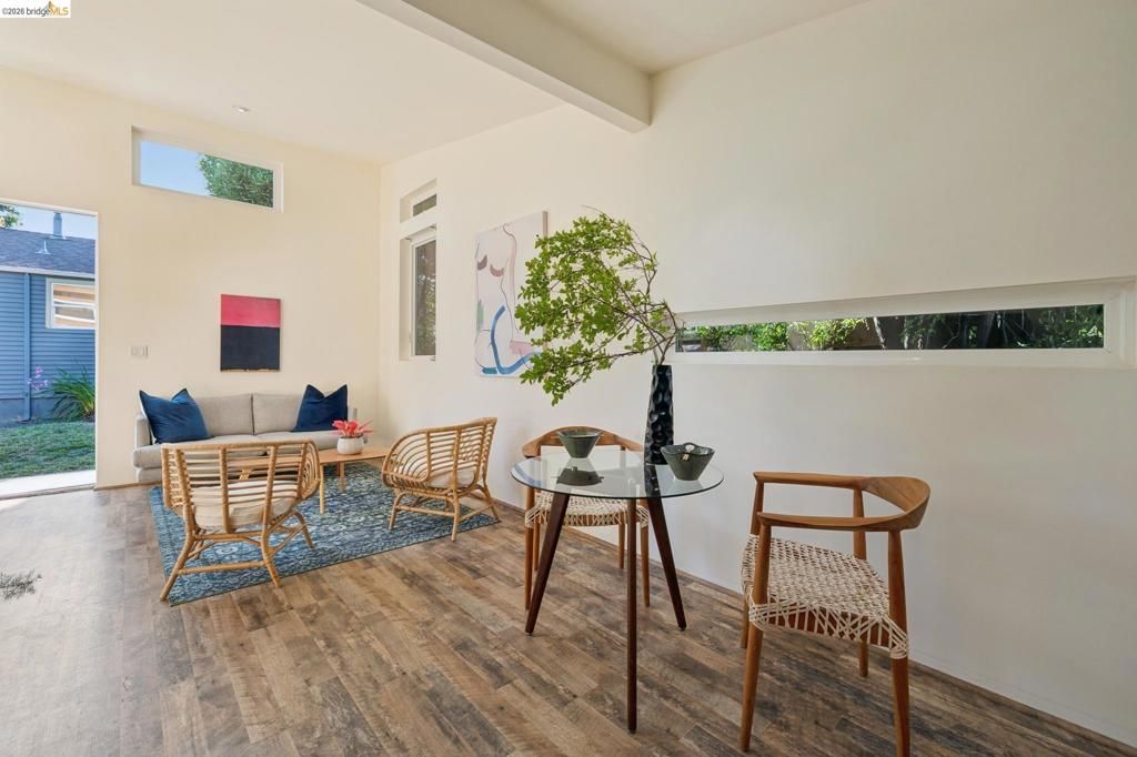 Image 43 of property listing at 738 Ventura St, Richmond, CA 94805