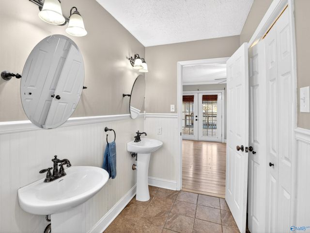 155 W Highlander Road, Harvest, AL 35749