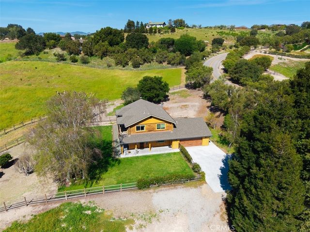 1665 Corbett Highlands Place, Arroyo Grande, CA 93420