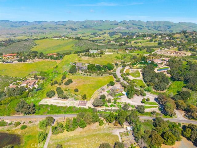 1665 Corbett Highlands Place, Arroyo Grande, CA 93420