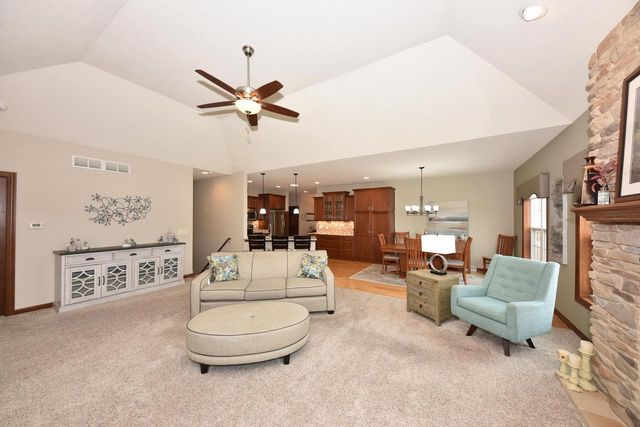 3905 S Five Iron COURT, New Berlin, WI 53151