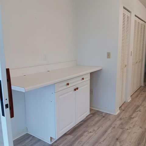 210 N Grove Isle Circle, Vero Beach, FL 32962