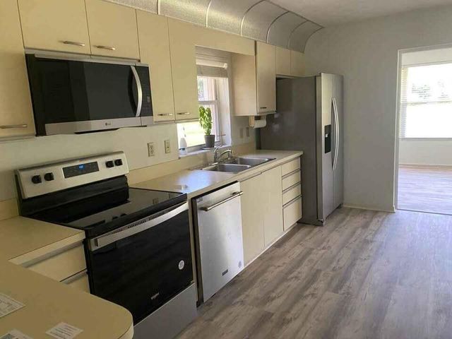 210 N Grove Isle Circle, Vero Beach, FL 32962